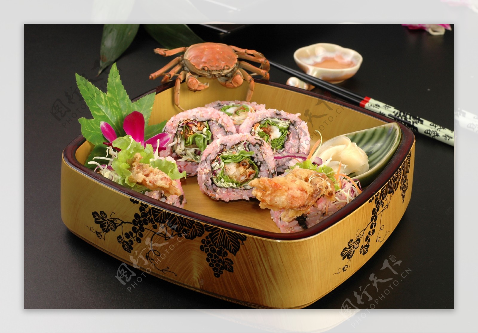日本料理软壳蟹寿司