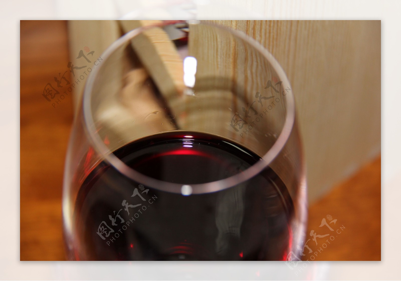 自酿赤霞珠干红葡萄酒图片