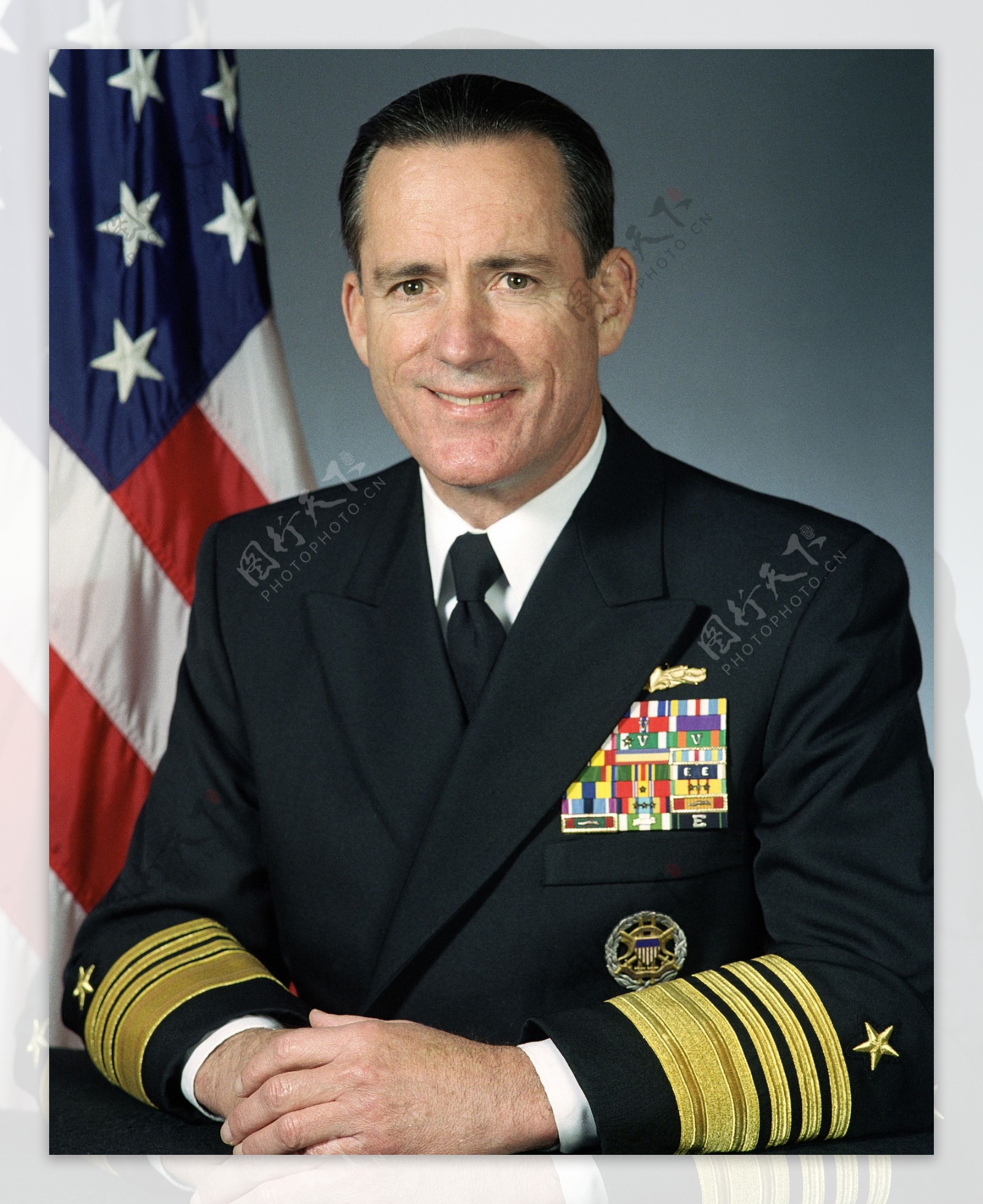 海军上将罗伯特j纳特图片