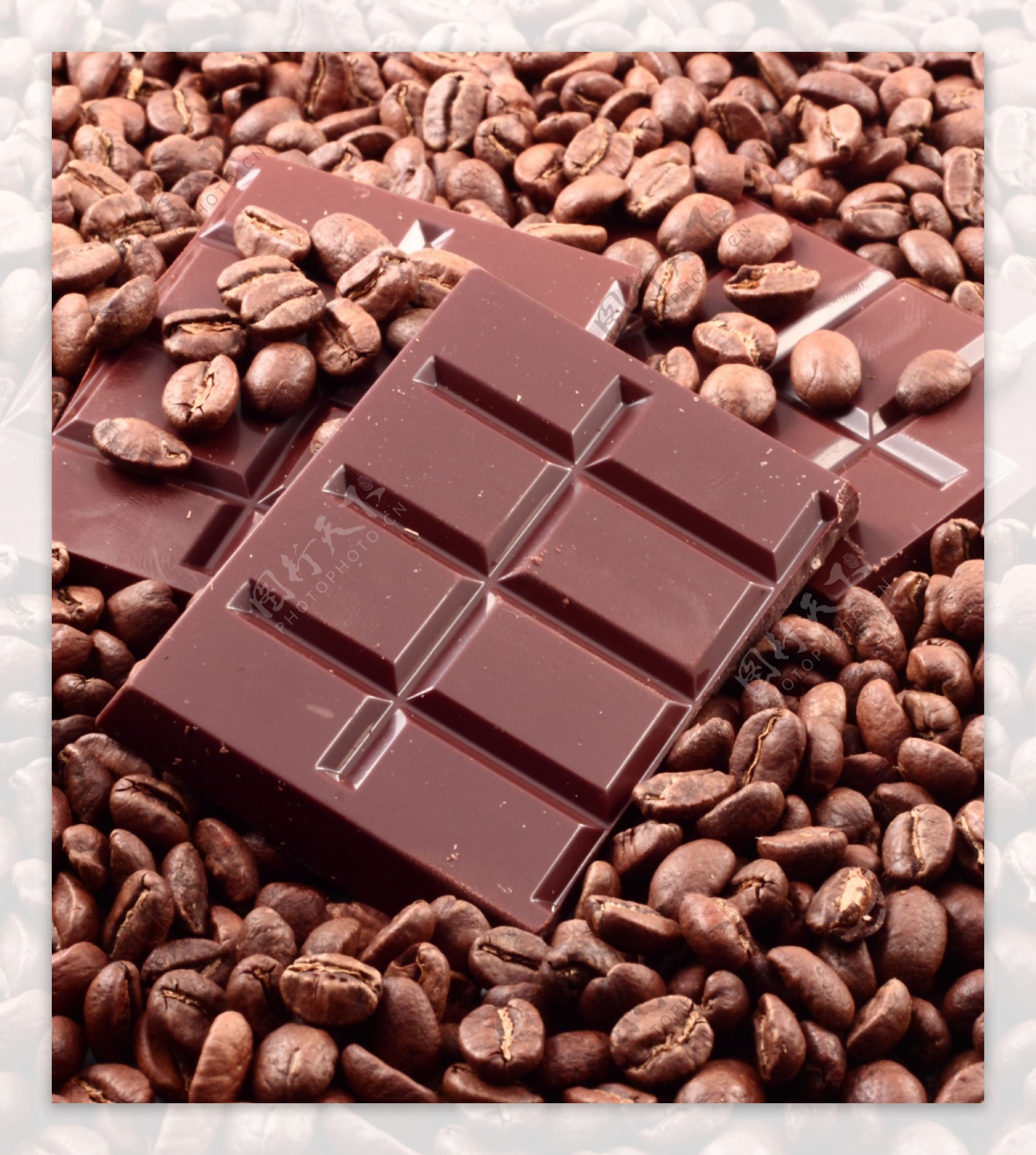 咖啡豆与巧克力图片