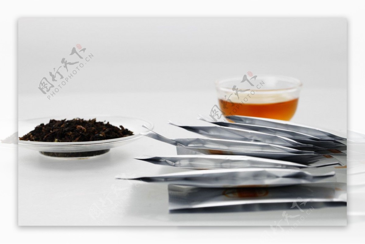 红茶茶叶图片