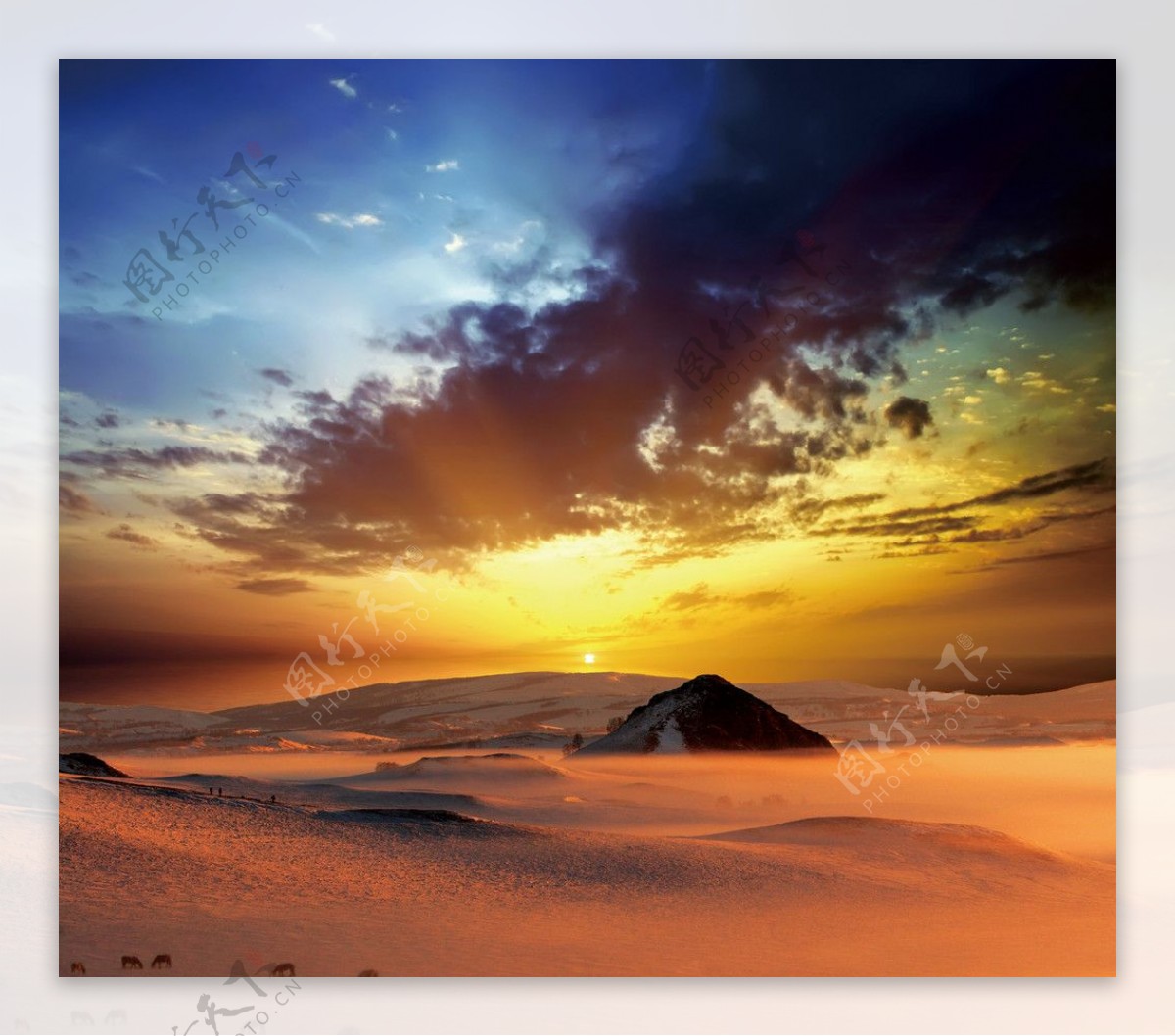 美丽的沙漠日出图片