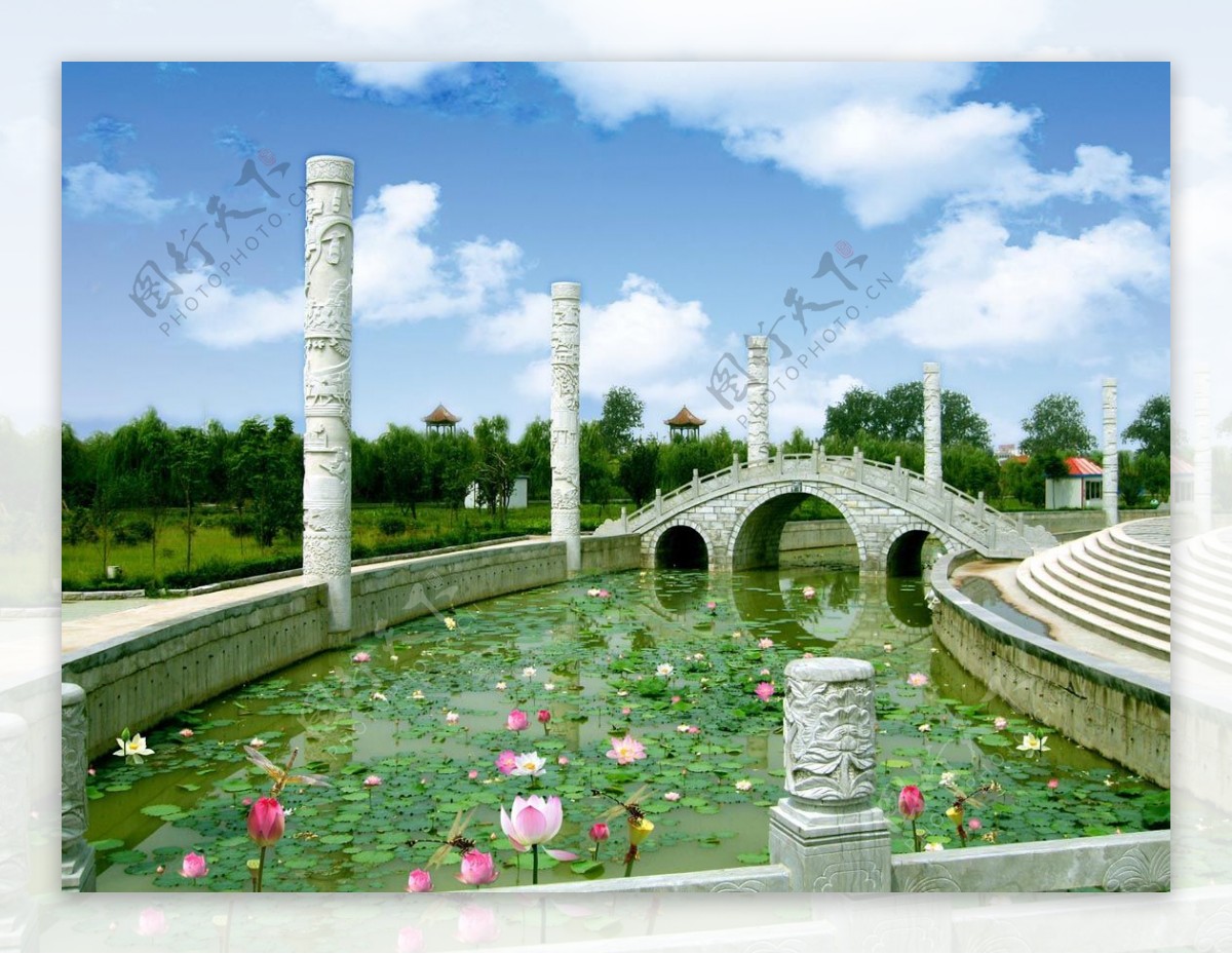 菏泽牡丹园里的文化柱图片