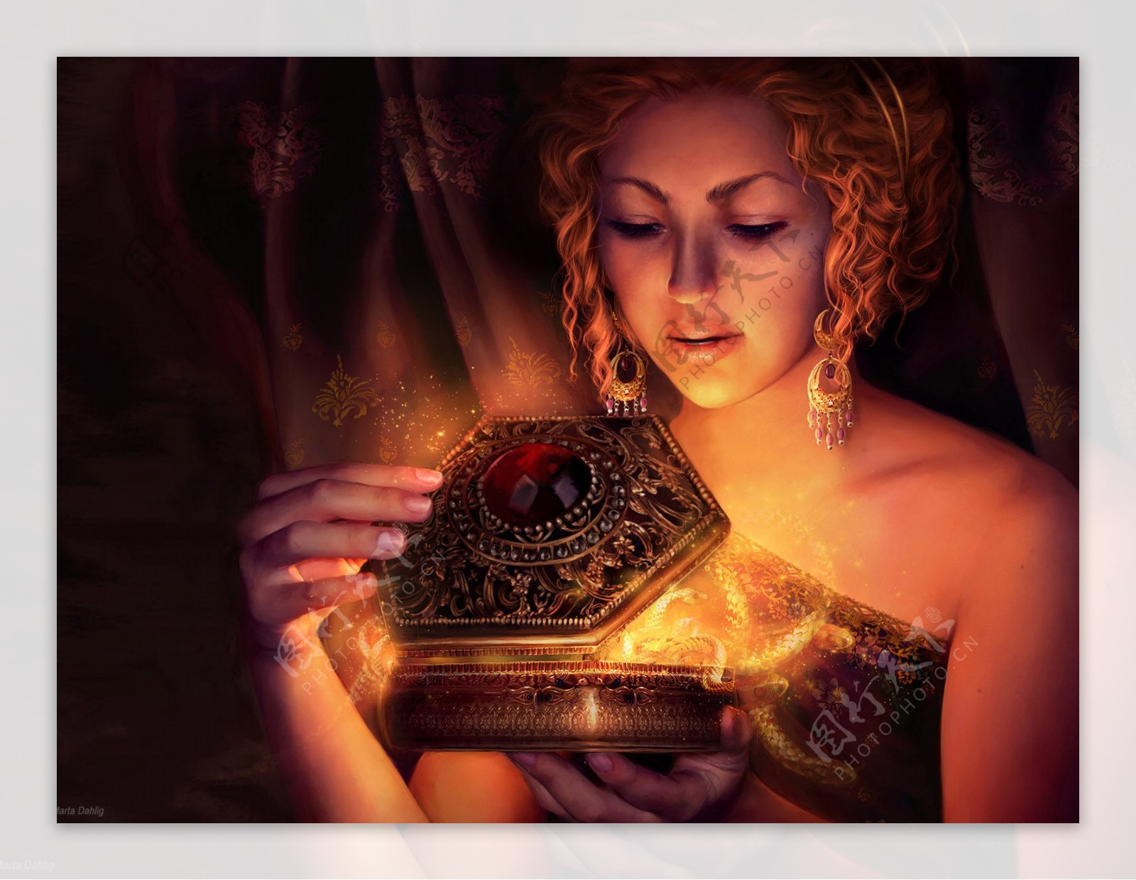 魔幻美女宝盒图片