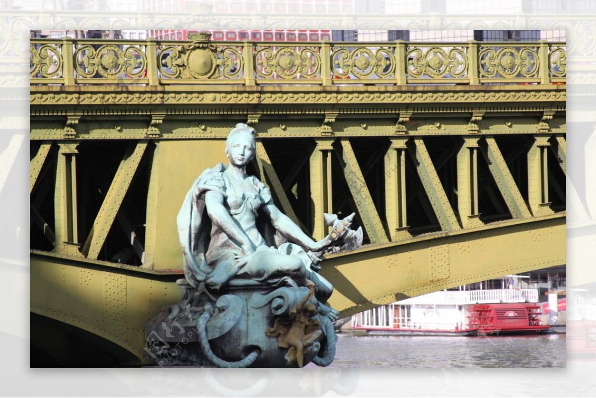 欧洲桥墩雕塑图片