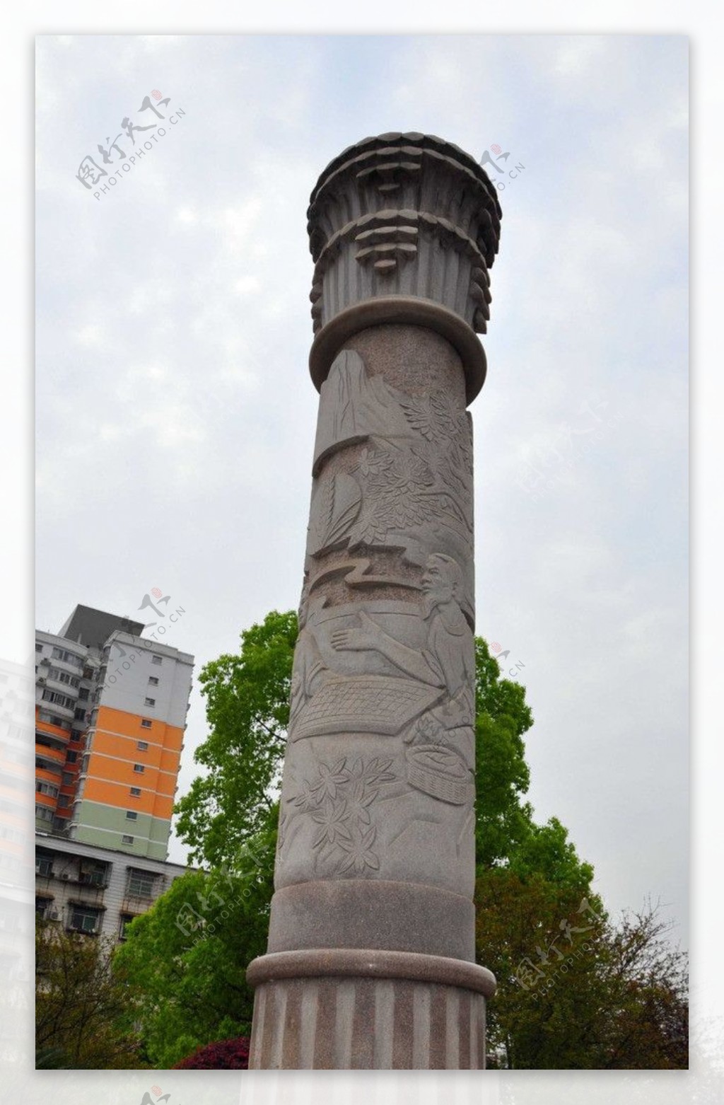 香洲广场石柱图片