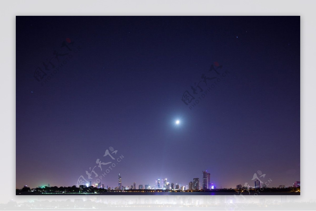 南京夜景玄武湖图片