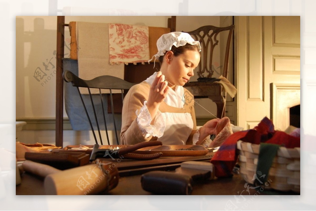 缝纫女工图片