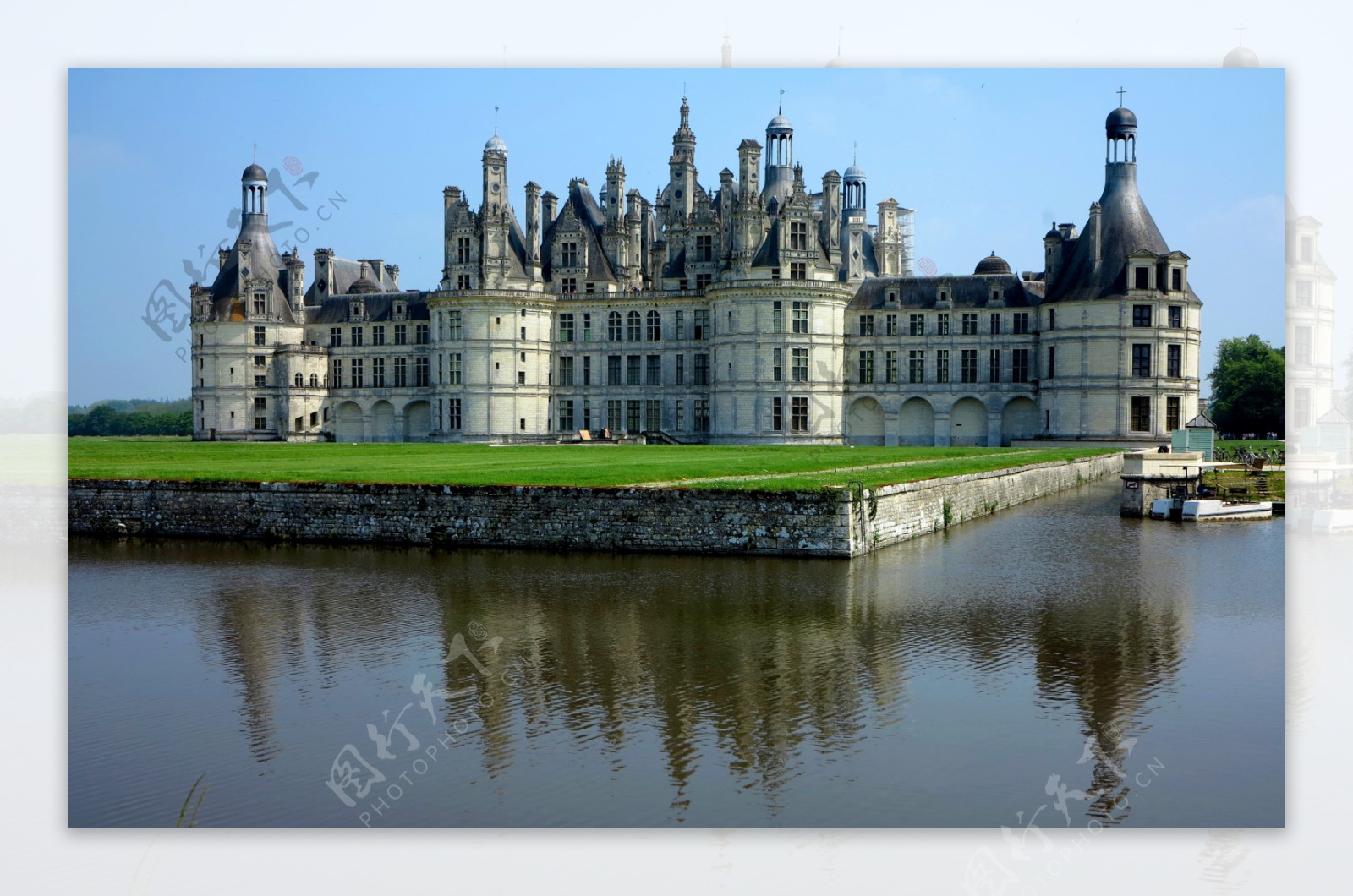 法国尚博尔城堡图片