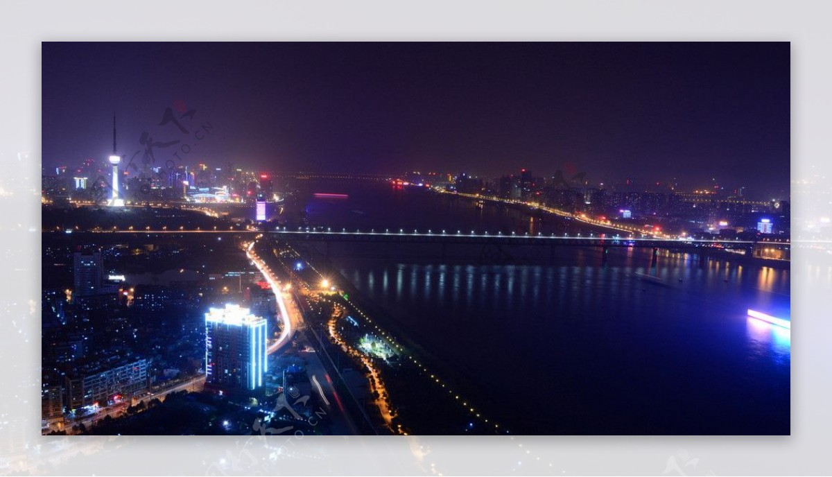 长江两岸图片