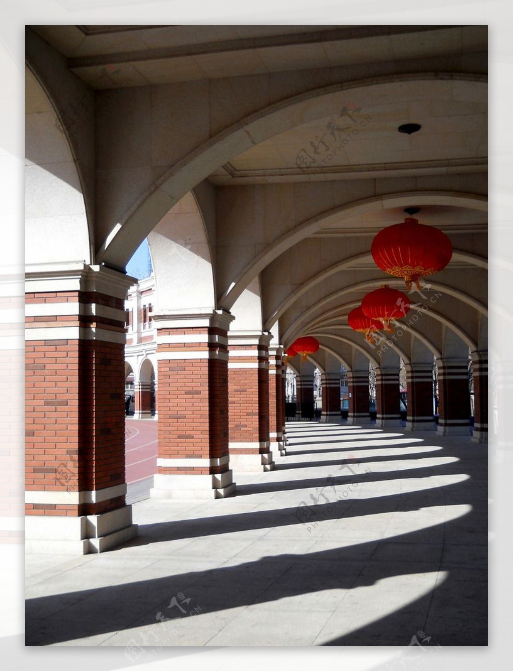 民园广场拱廊图片
