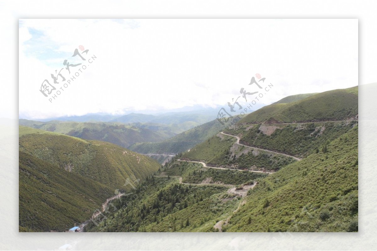 川藏线天路图片