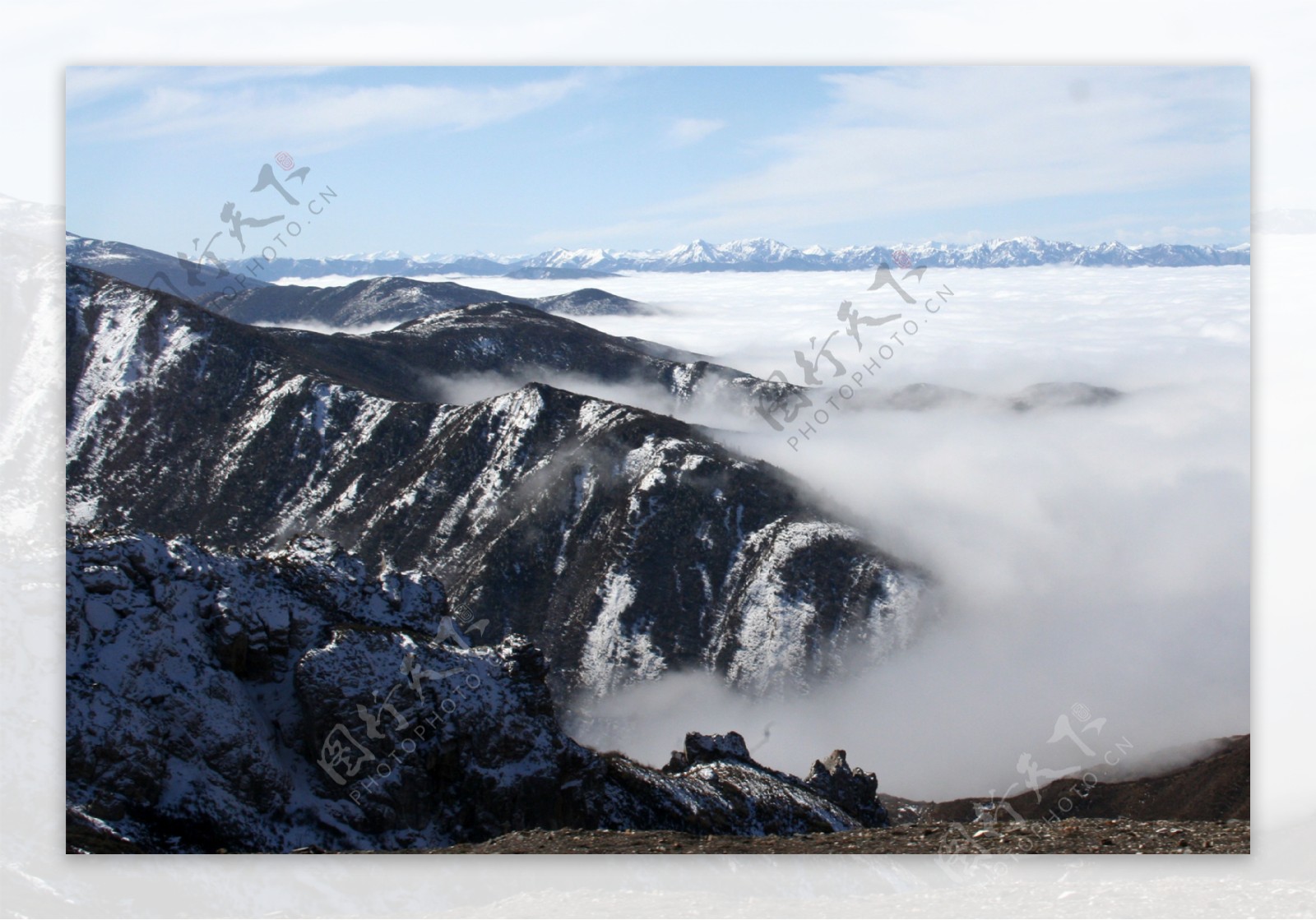 岷山雪宝顶云海图片