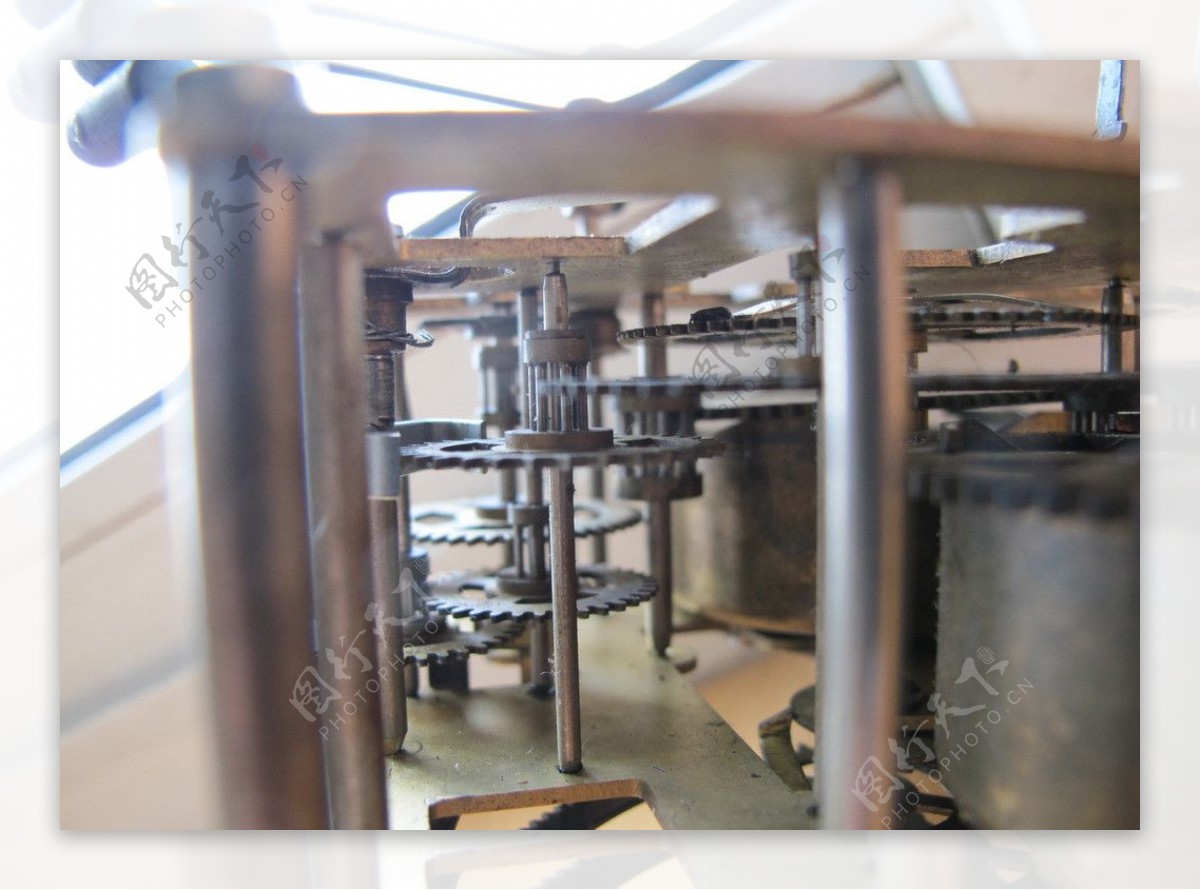 台钟机械机械结构图片