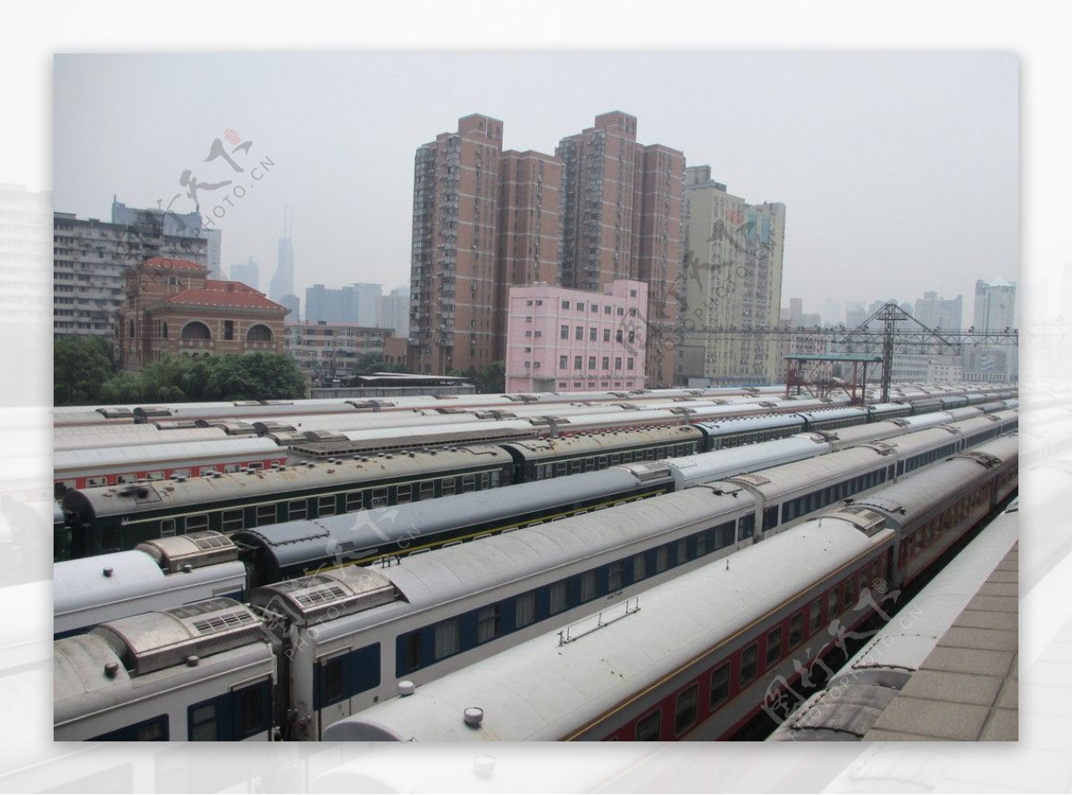 上海宝山火车站场景图片