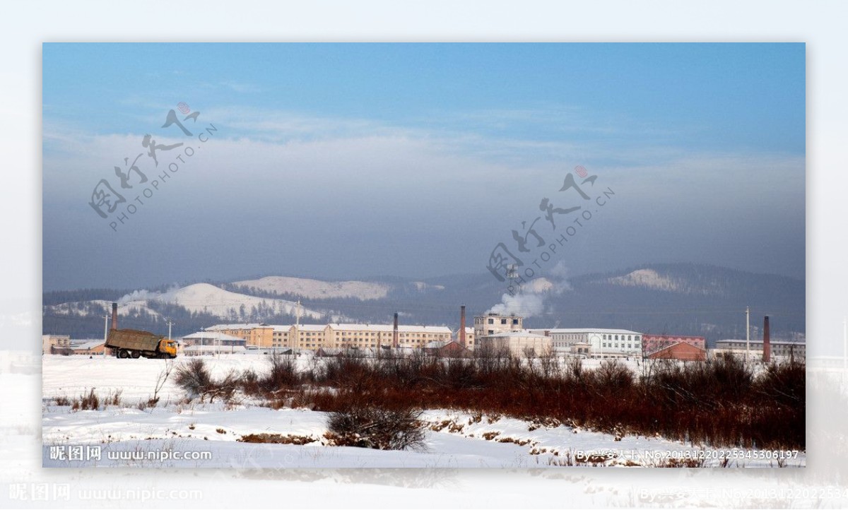 根河坝北冬天风景图片