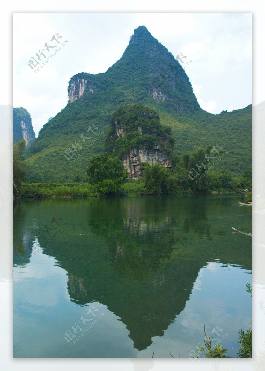 高山秀水图片