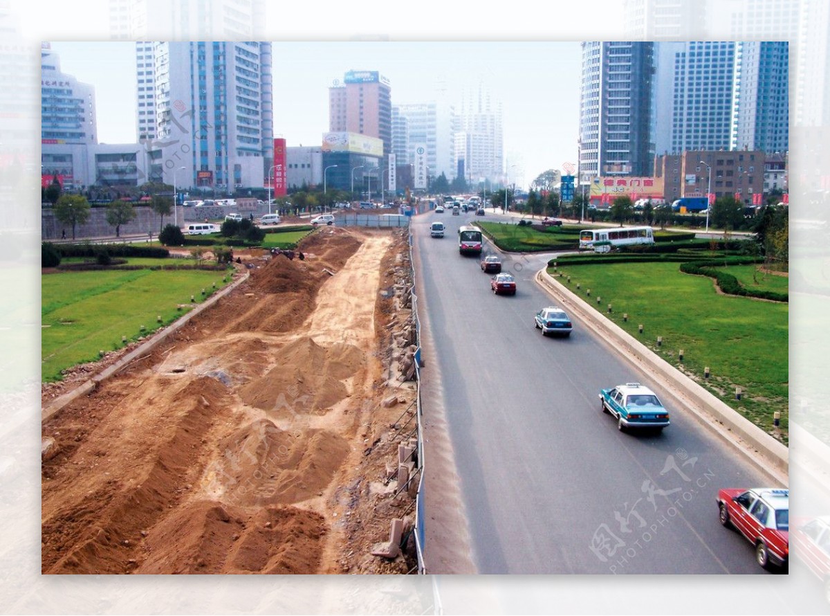 城市道路建设施工现场图片