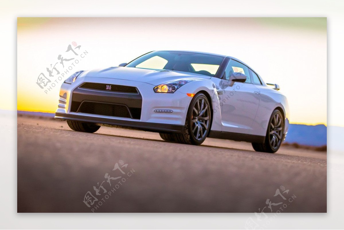 日产GTR图片素材-编号12438951-图行天下