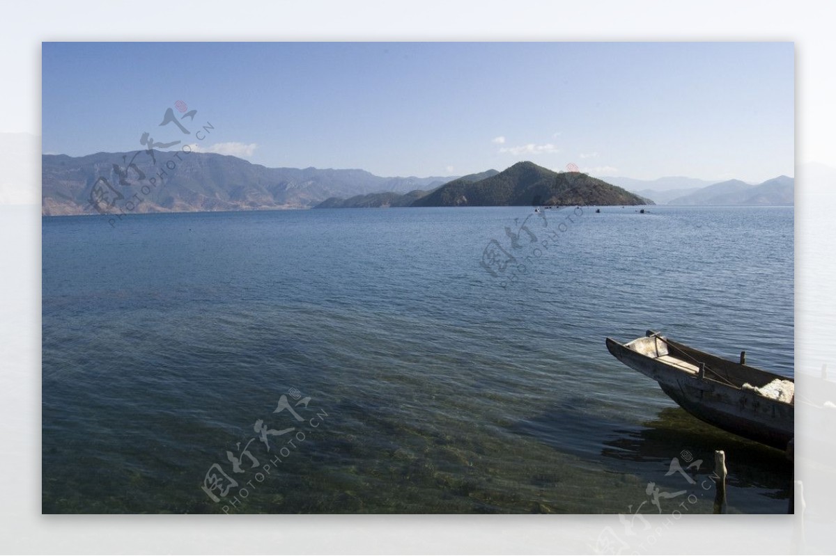 湖泊山水蓝天白云泸沽湖西昌湖水风景雪山沼泽旅游公路高清大图落日图片