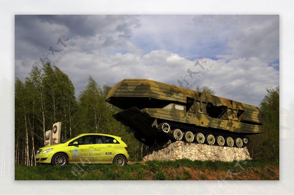 坦克模型奔驰轿车图片