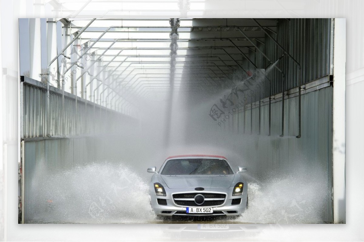 奔驰豪华AMG跑车图片