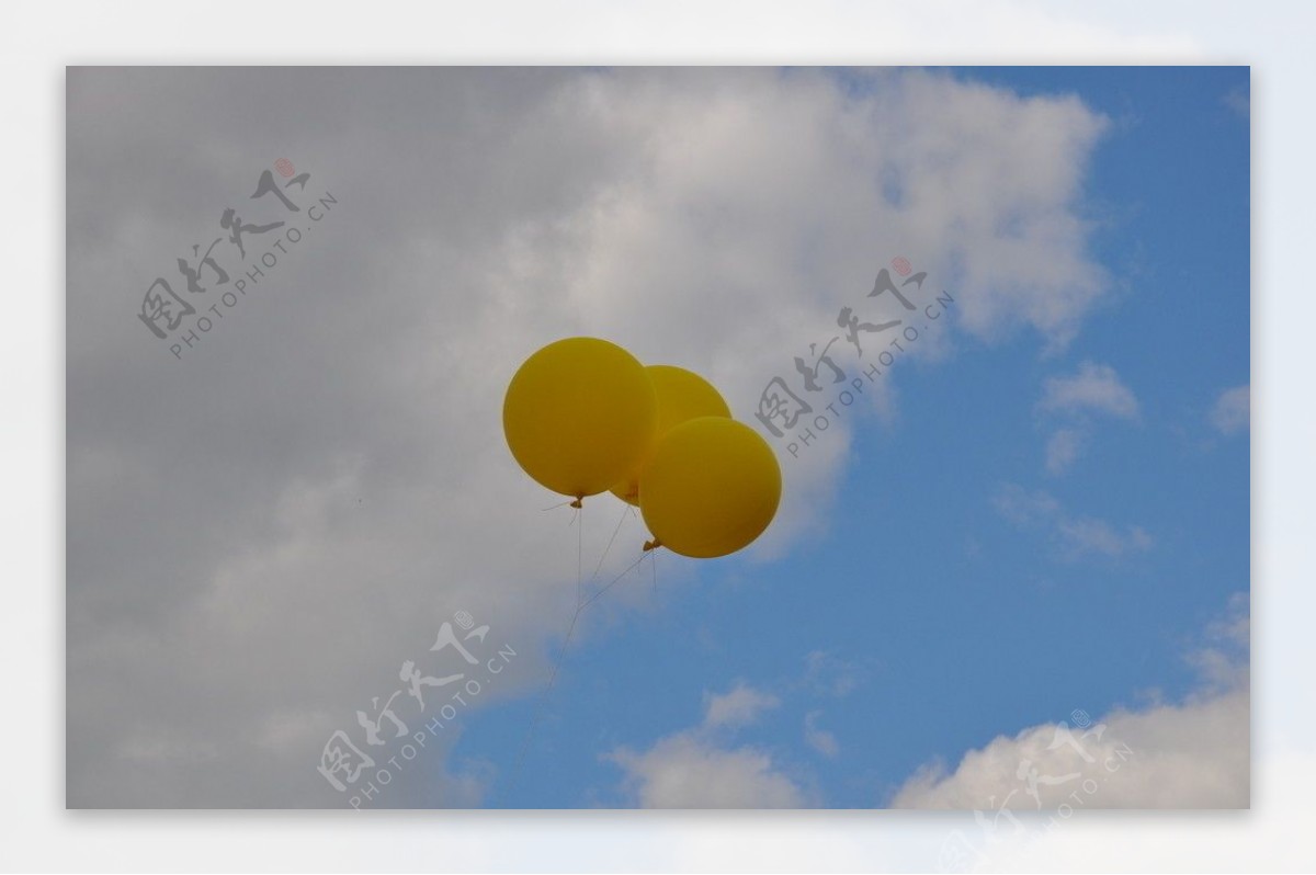 黄气球图片