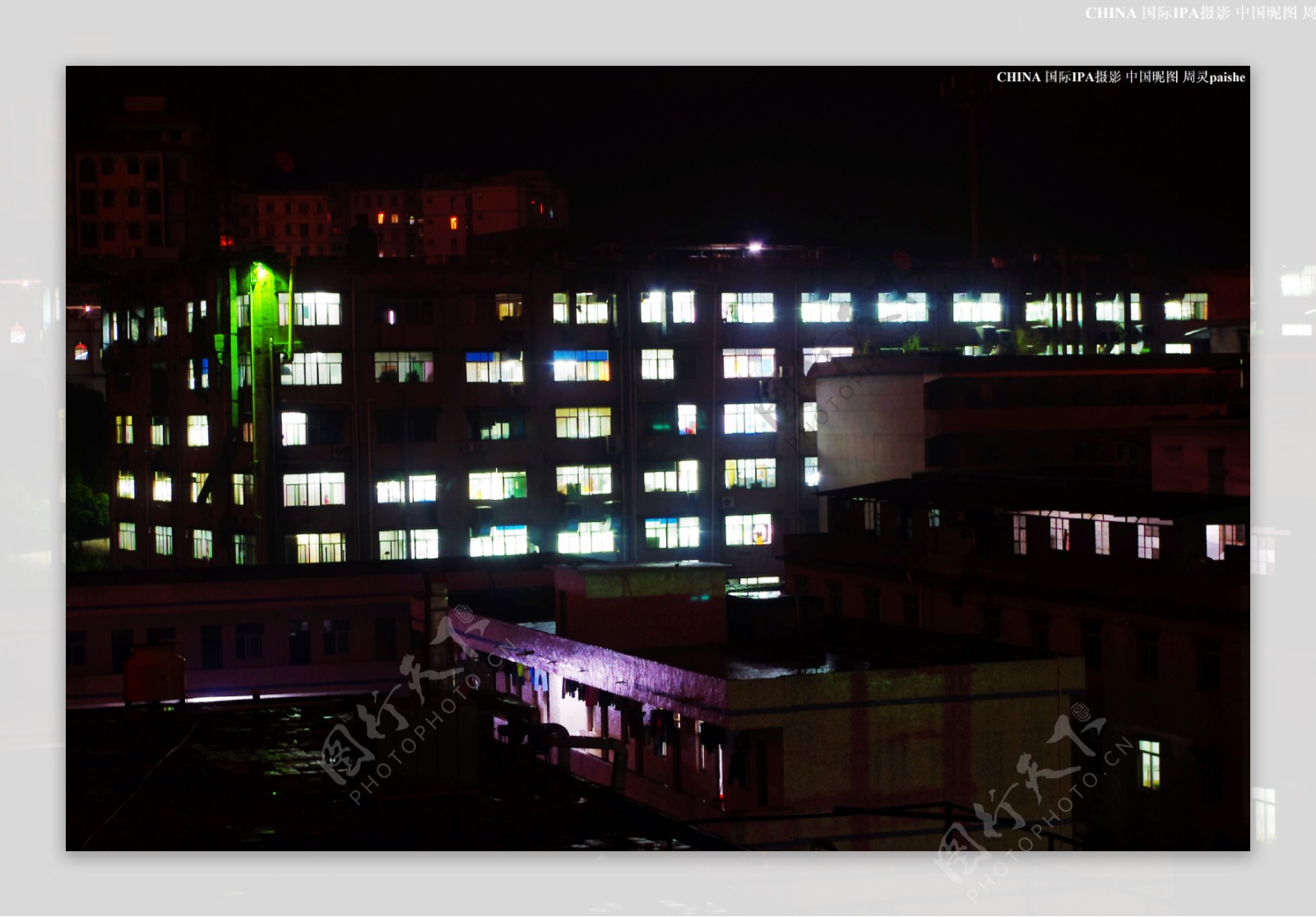 麒麟之乡工厂夜景图片