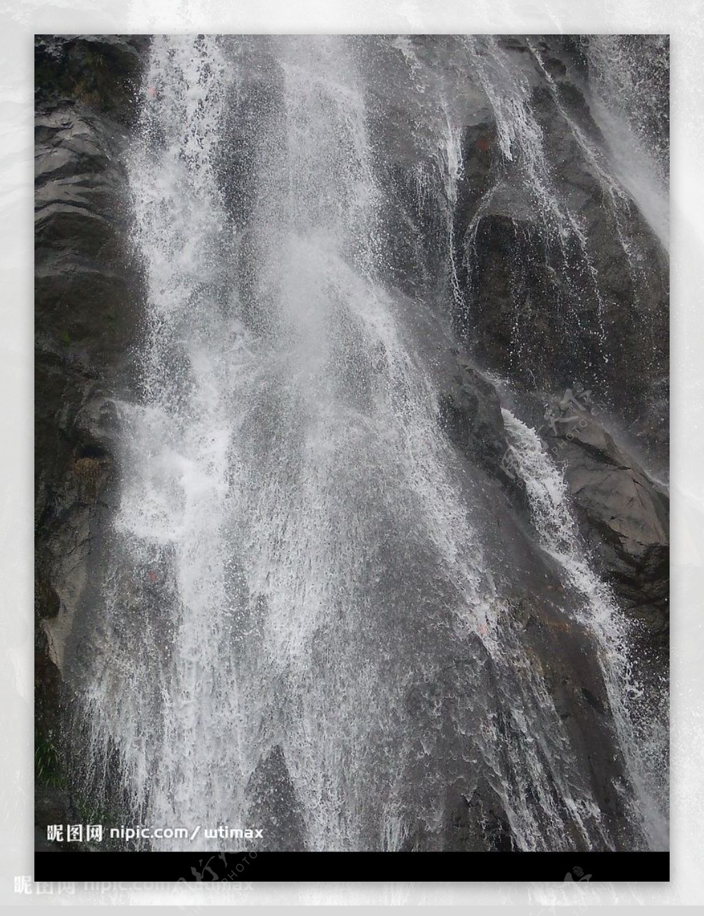 天柱山瀑布图片