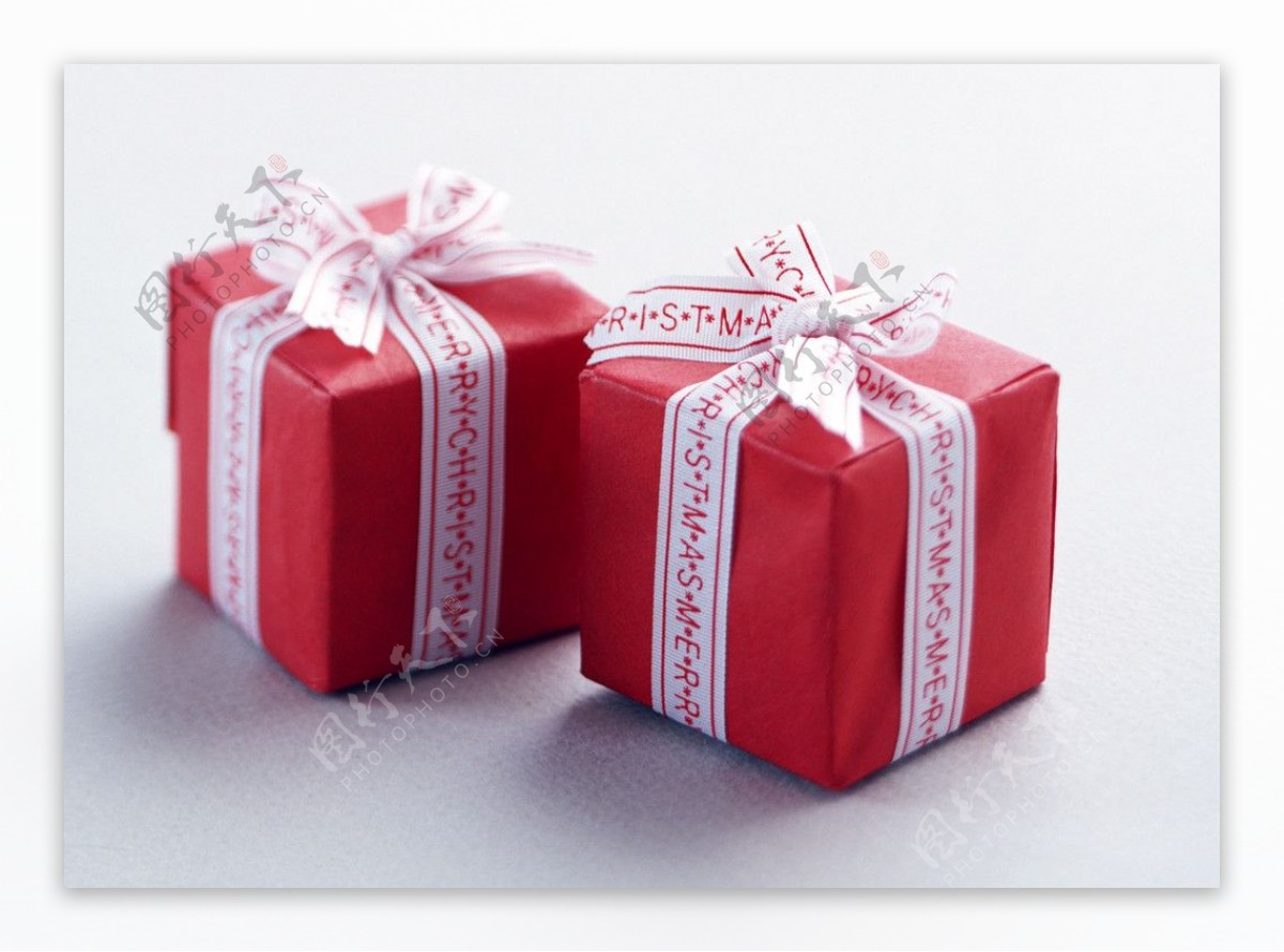 礼物礼品盒红色盒子蝴蝶结图片