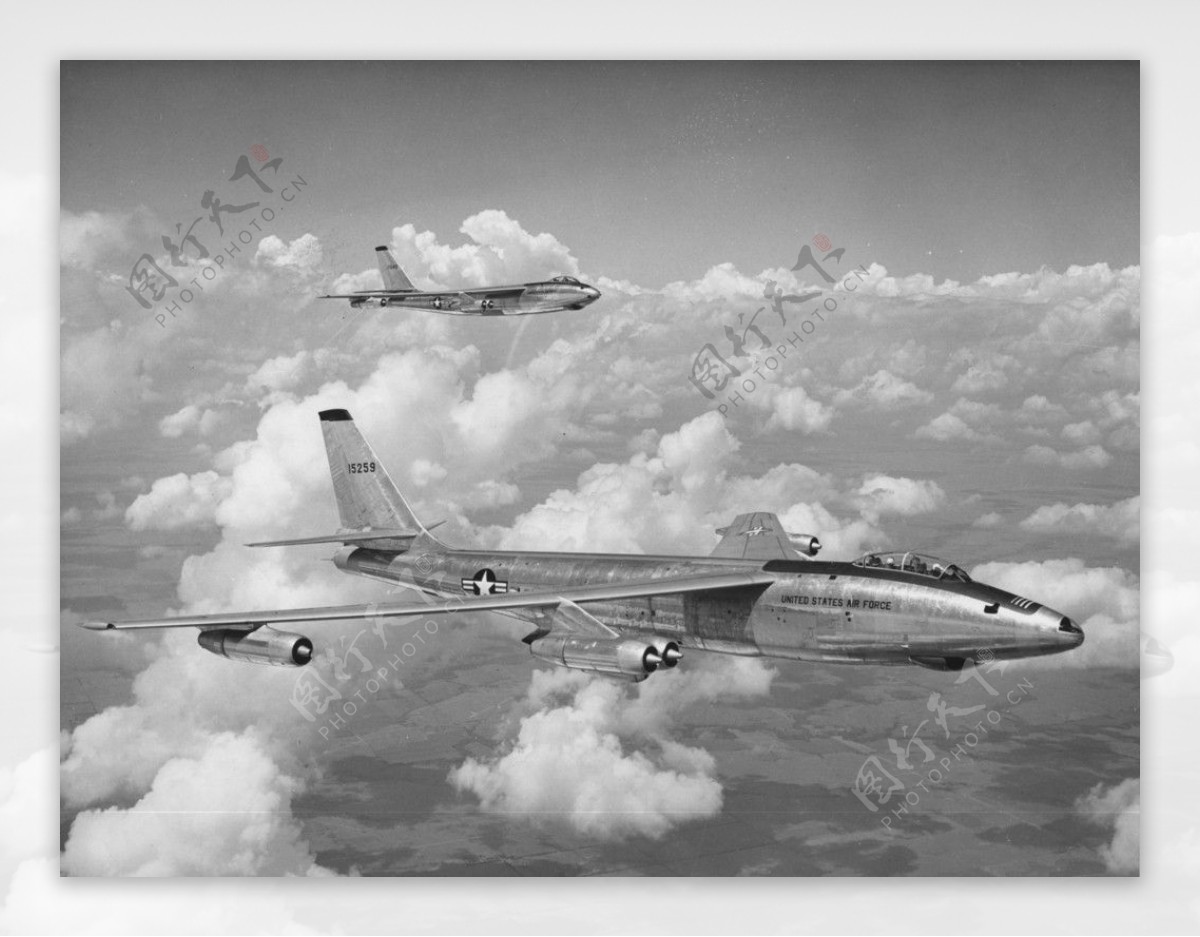 B47战略轰炸机图片