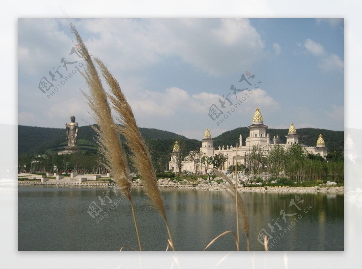 灵山佛祖宫殿图片