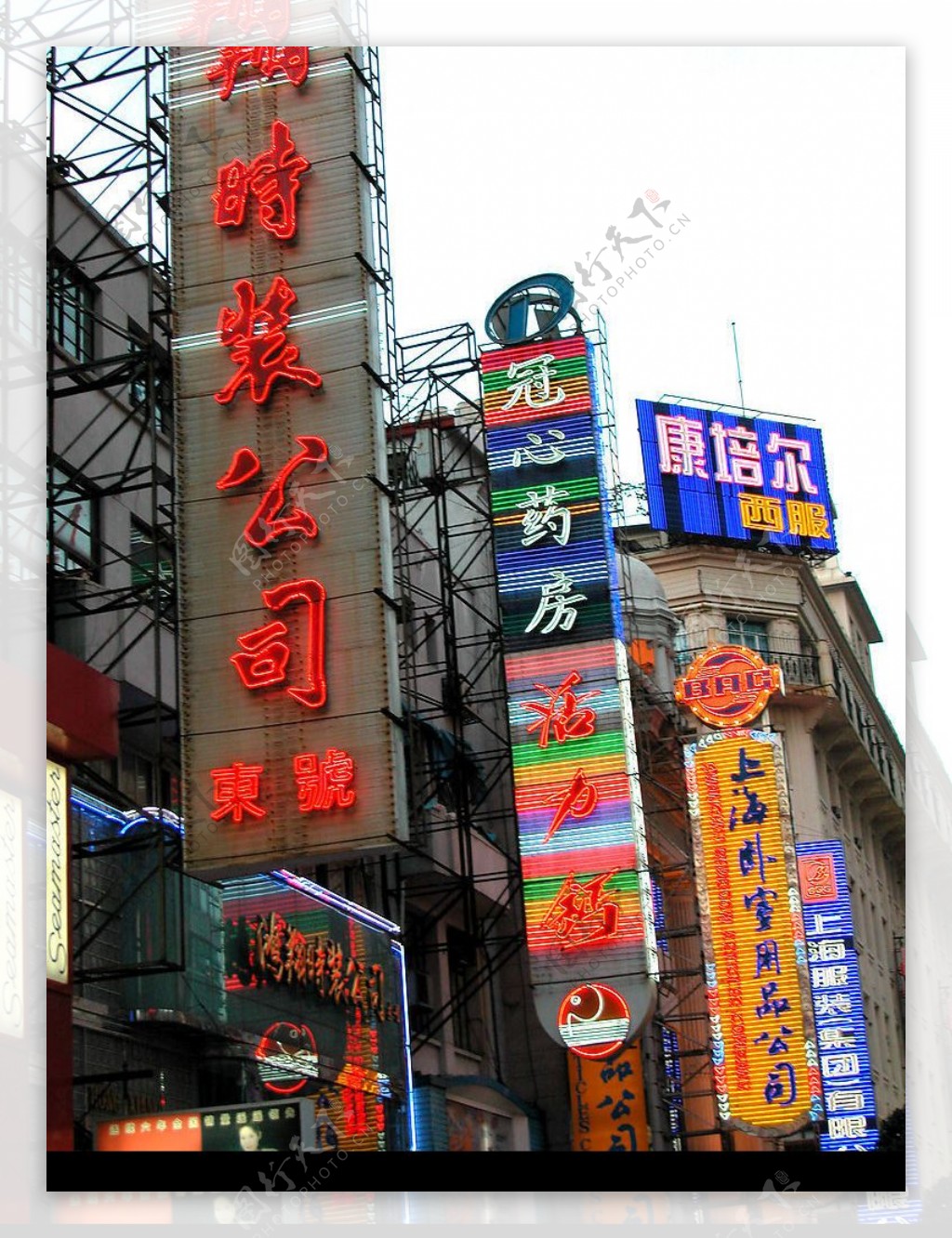 上海街景广告46图片