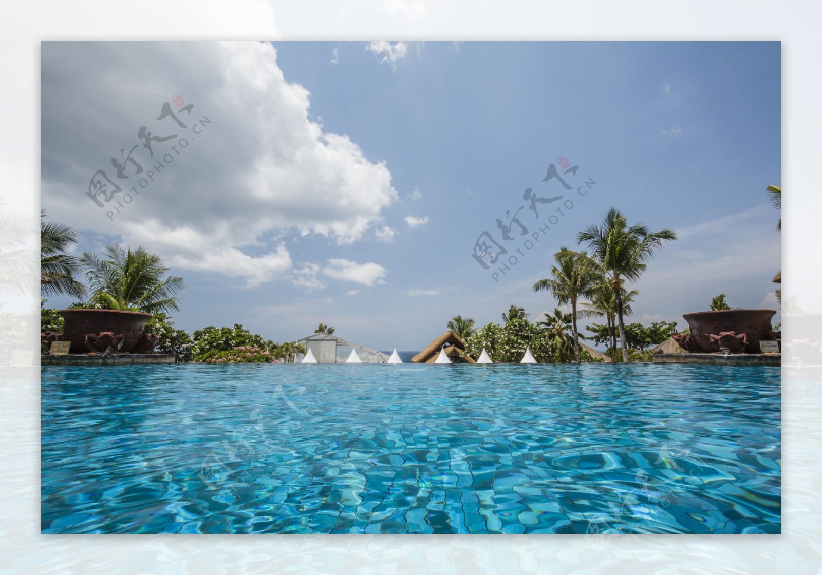 巴厘岛空中泳池图片