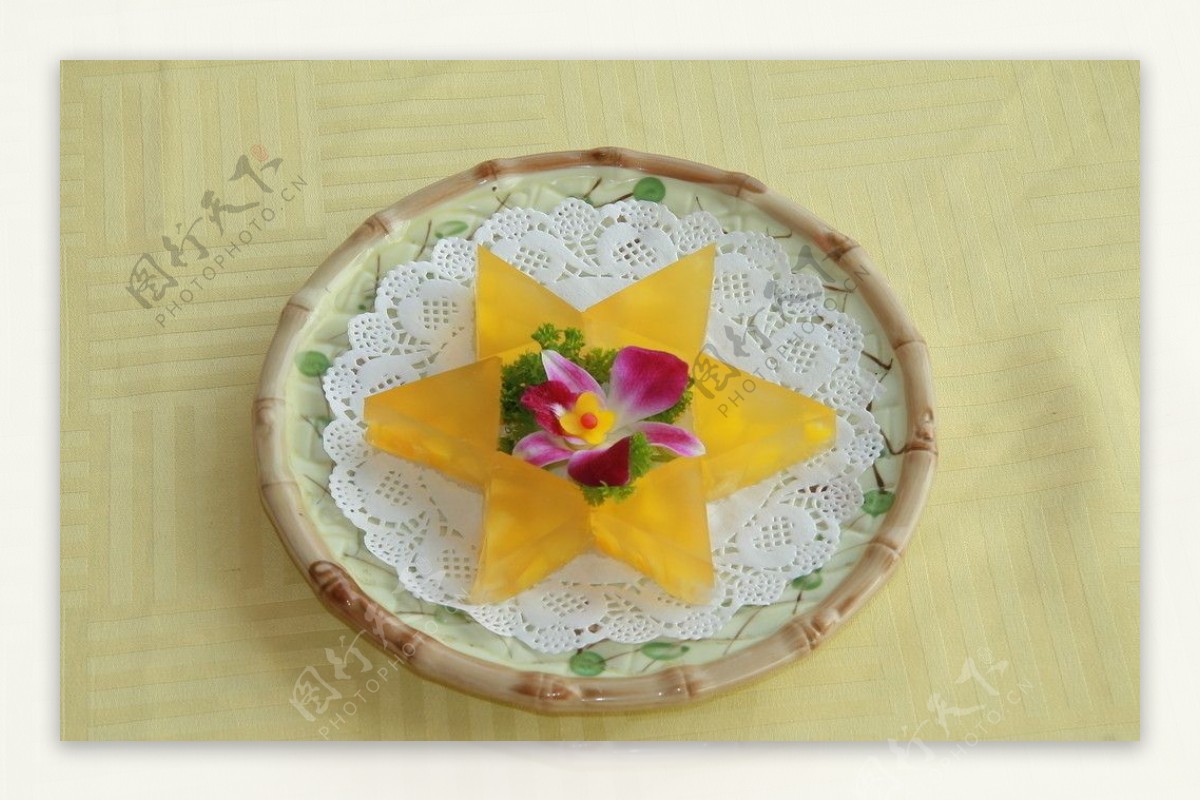 水晶菊花糕怎么做_水晶菊花糕的做法_碗里碗外_cooking_豆果美食