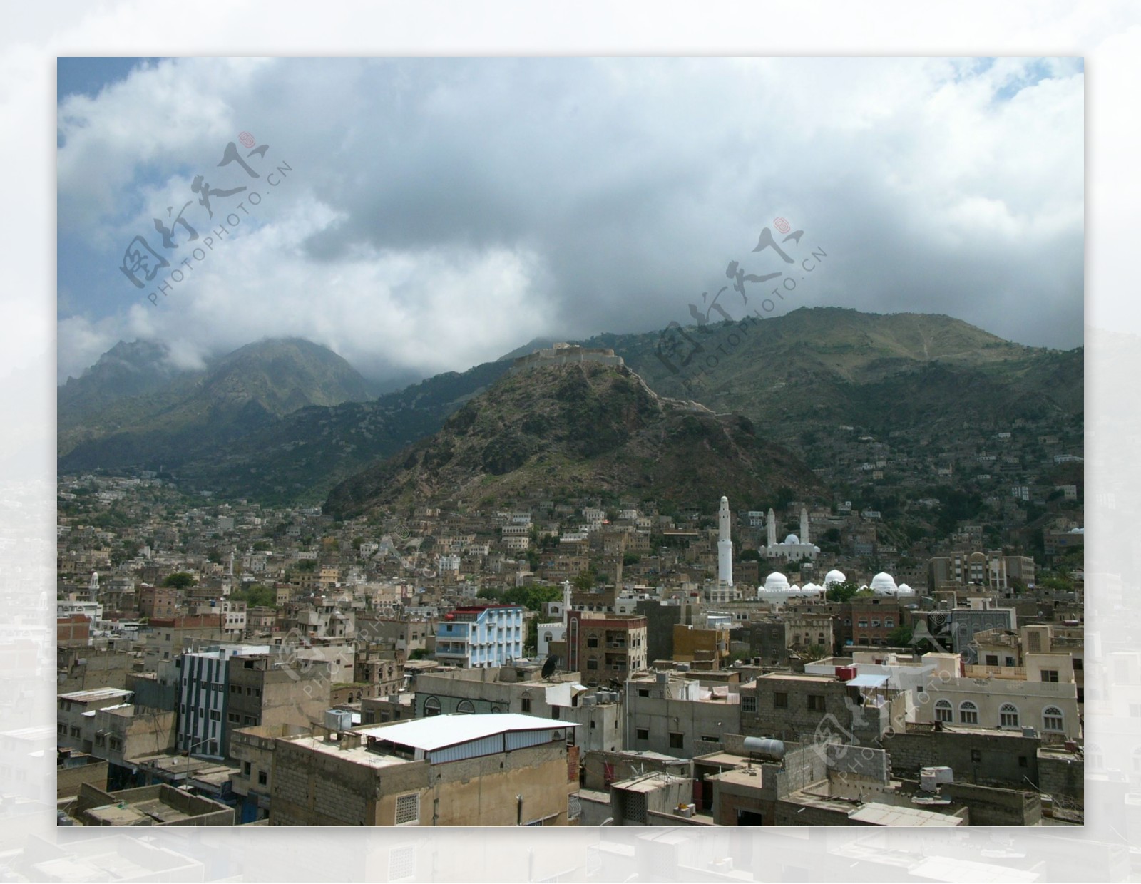 也门山城伊卜风光图片