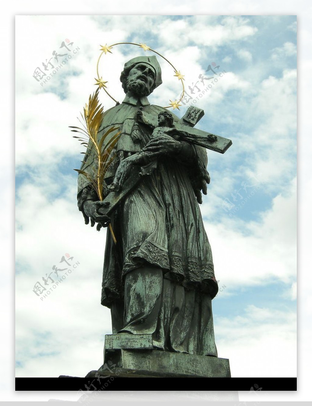 圣约翰8226内波穆克雕像浮雕图片