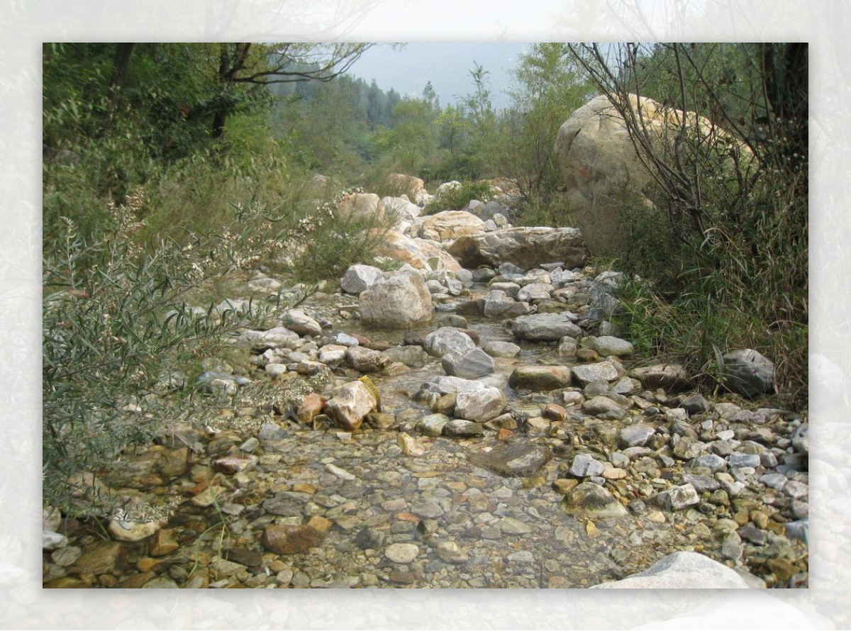 叠石溪小景图片