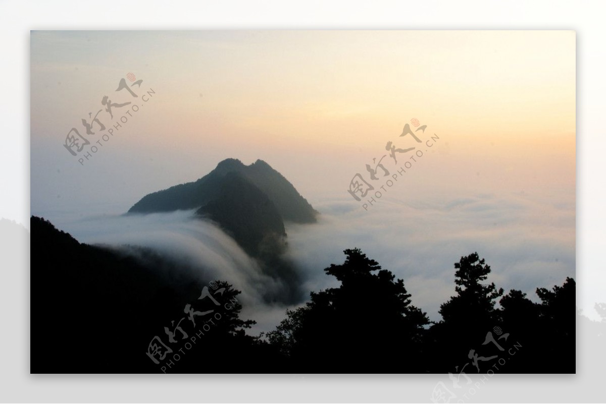 天竺山云海图片