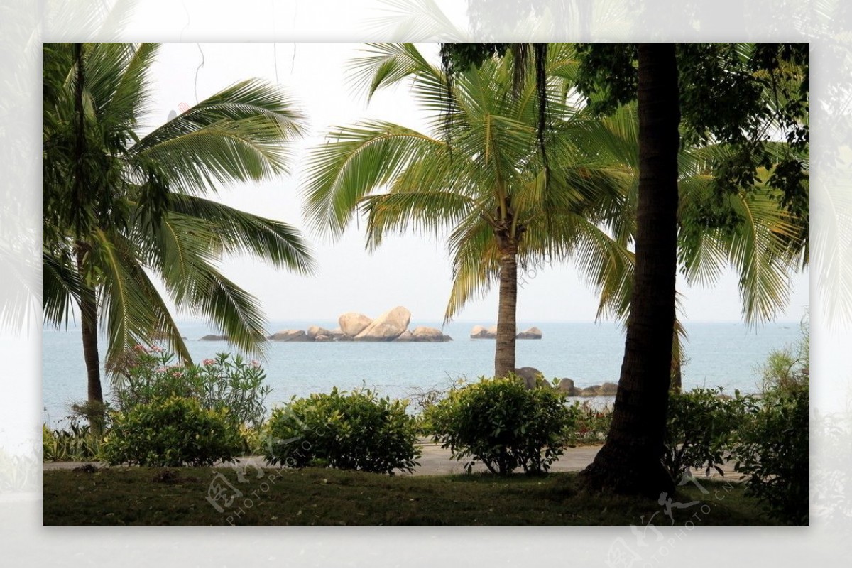 海南三亚海滩风光图片