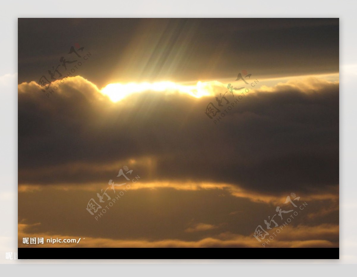 自然风景太阳阳光云层乌云图片