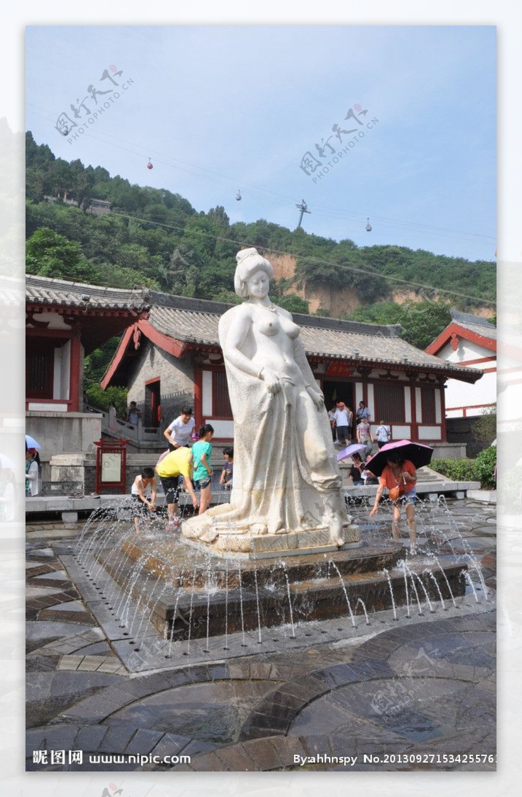 西安华清池贵妃雕塑图片