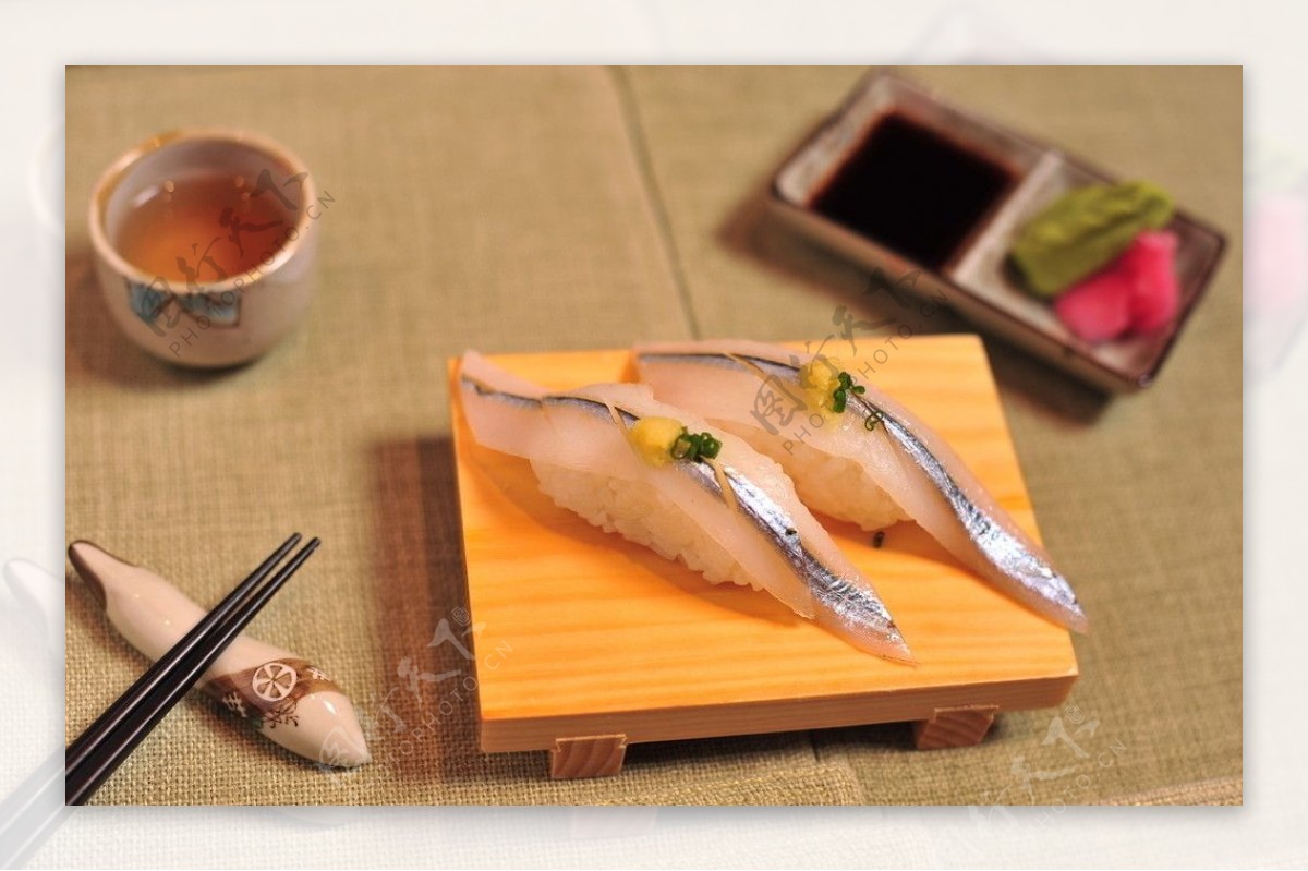 针鱼寿司图片