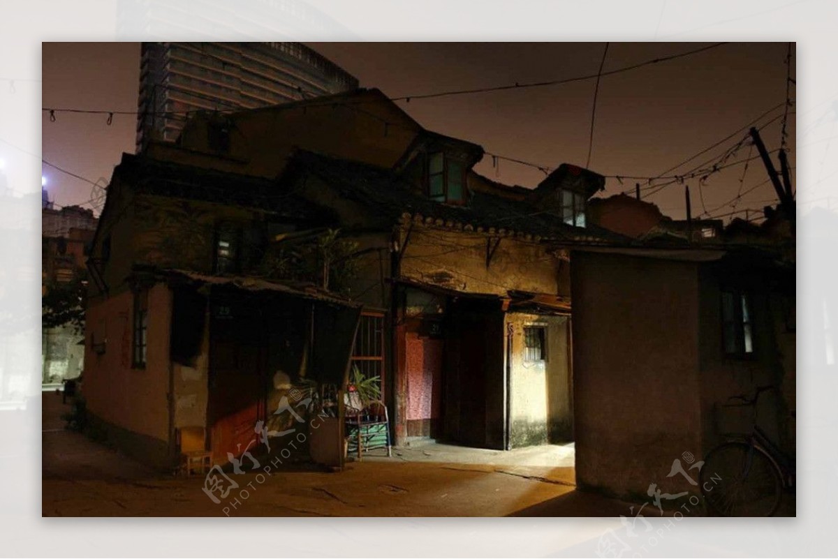 上海弄堂夜色图片