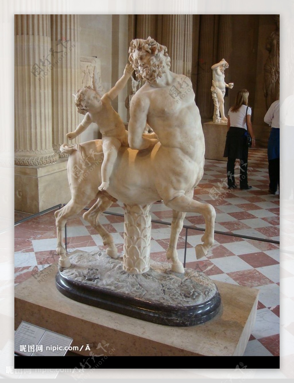 卢浮宫雕塑图片