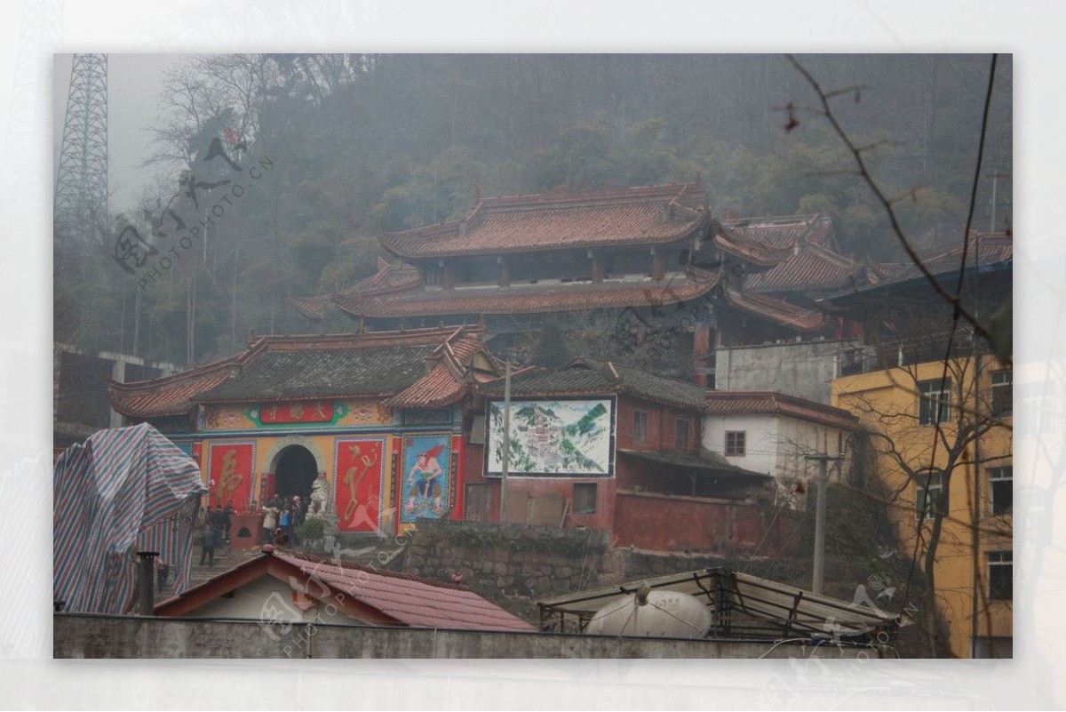 川西风情大鹏寺图片