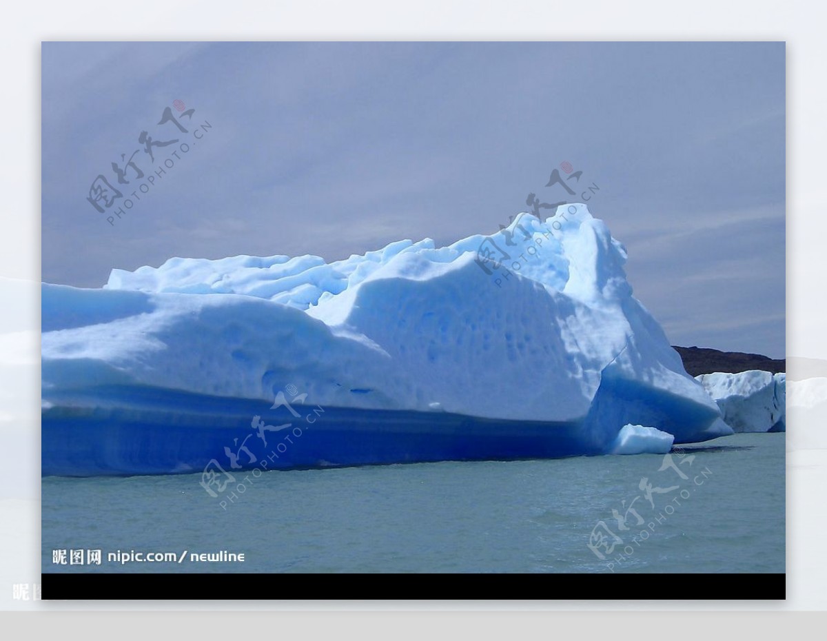阿根廷湖上的藍冰图片