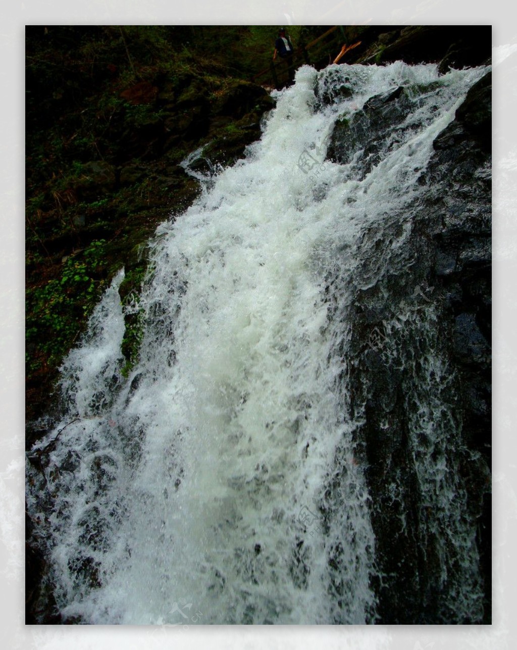 五常凤凰山大峡谷瀑布图片