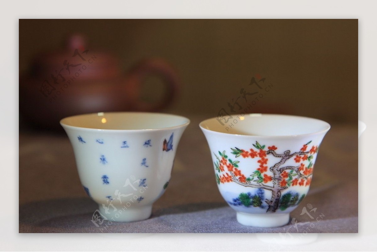 景德镇瓷器十二花卉杯图片