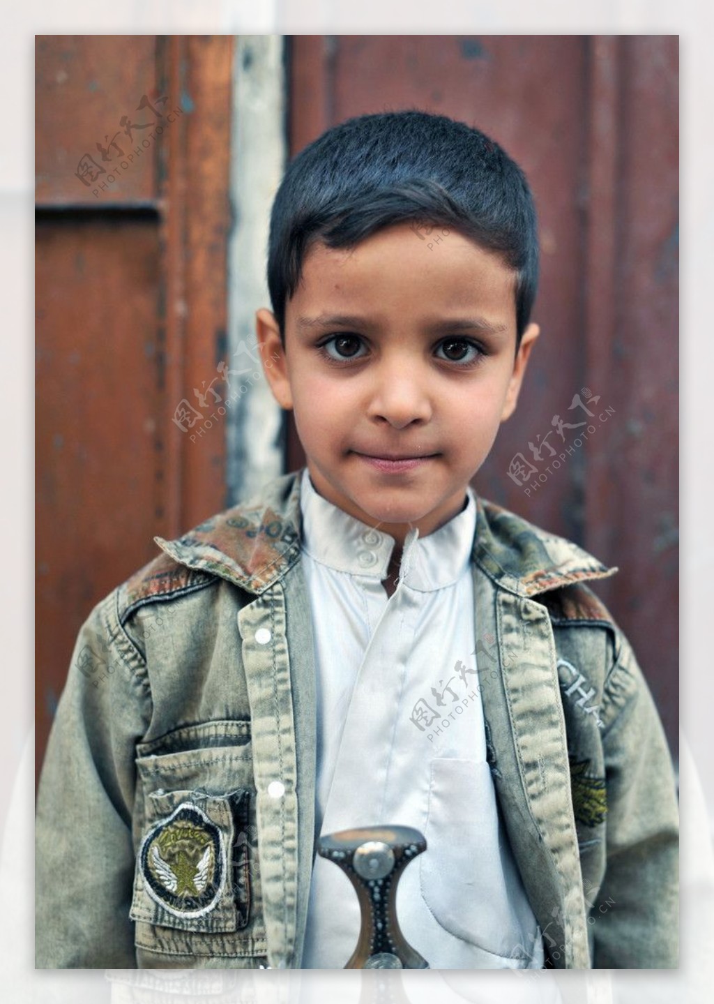 阿拉伯小男孩图片